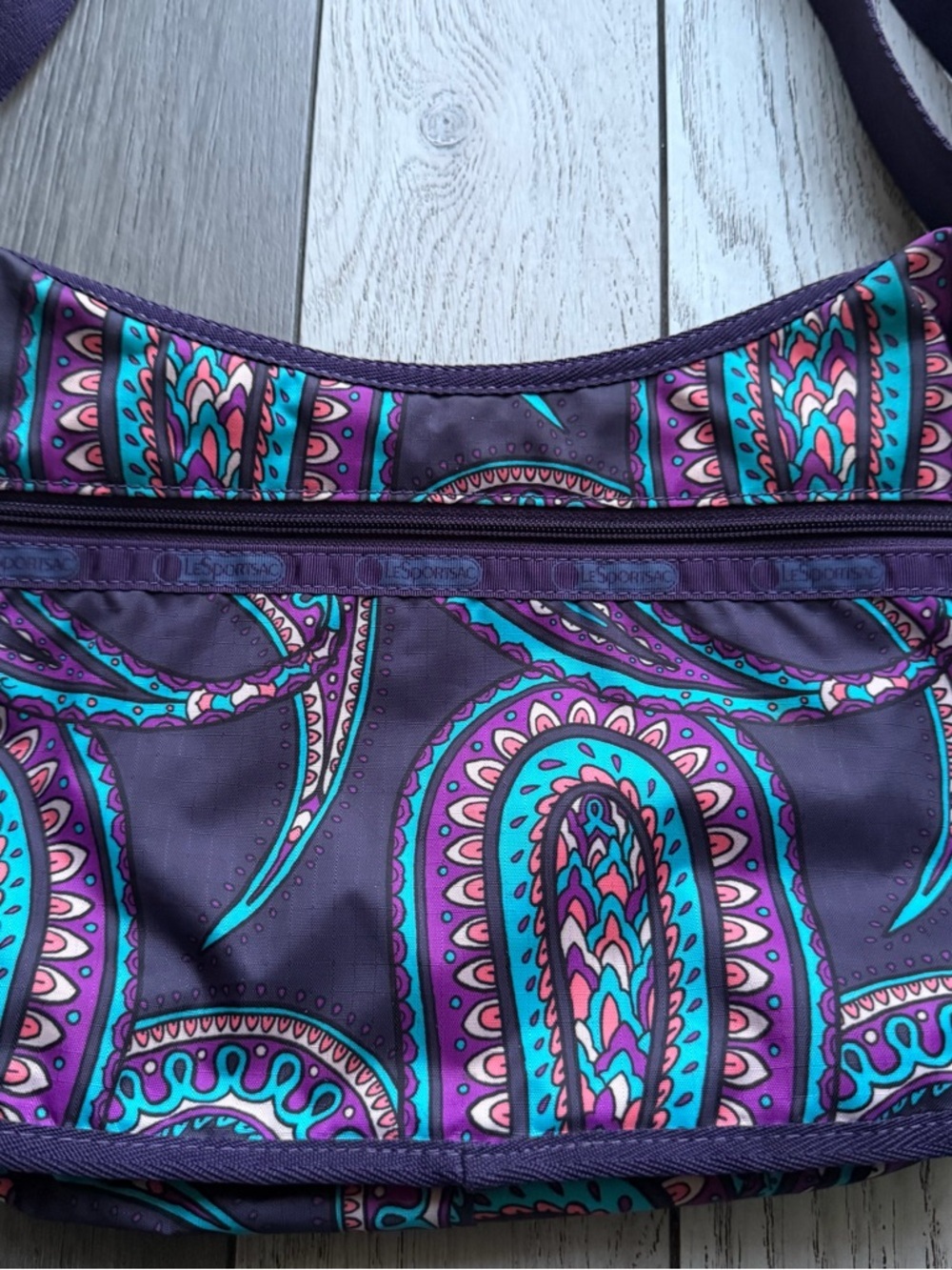 LeSportsac Purple Paisley Crossbody Shoulder Bag - Picture 2 of 5